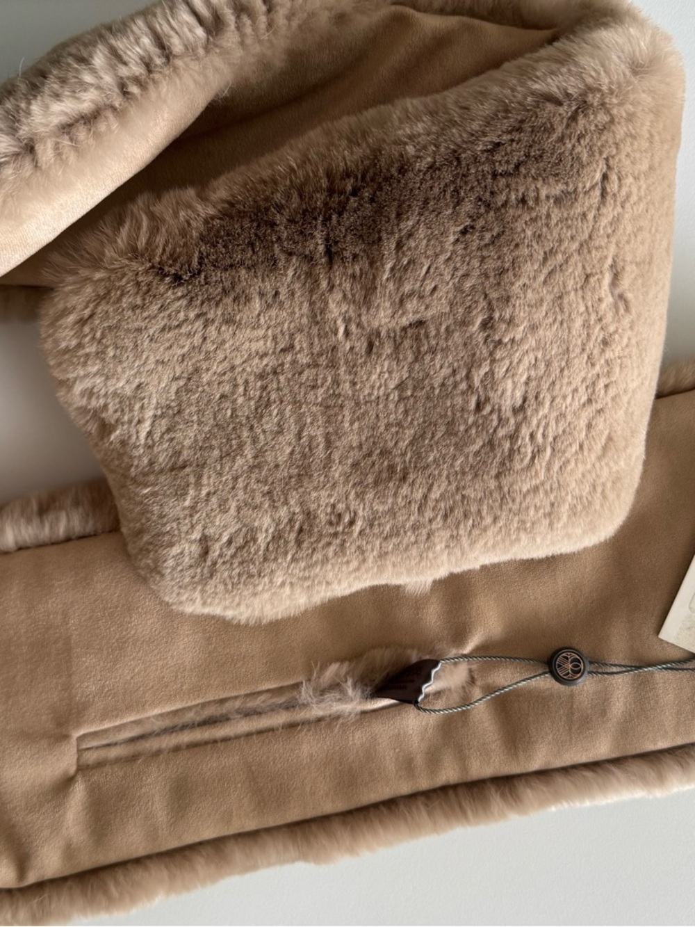 Natural Rabbit fur Scarf - Picture 5 of 6
